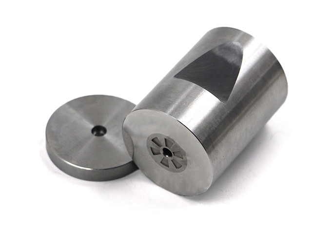Multi-Station Cold Forging for One-Step Forming of Screw Heads and Threads with Advanced Cold Heading Die
